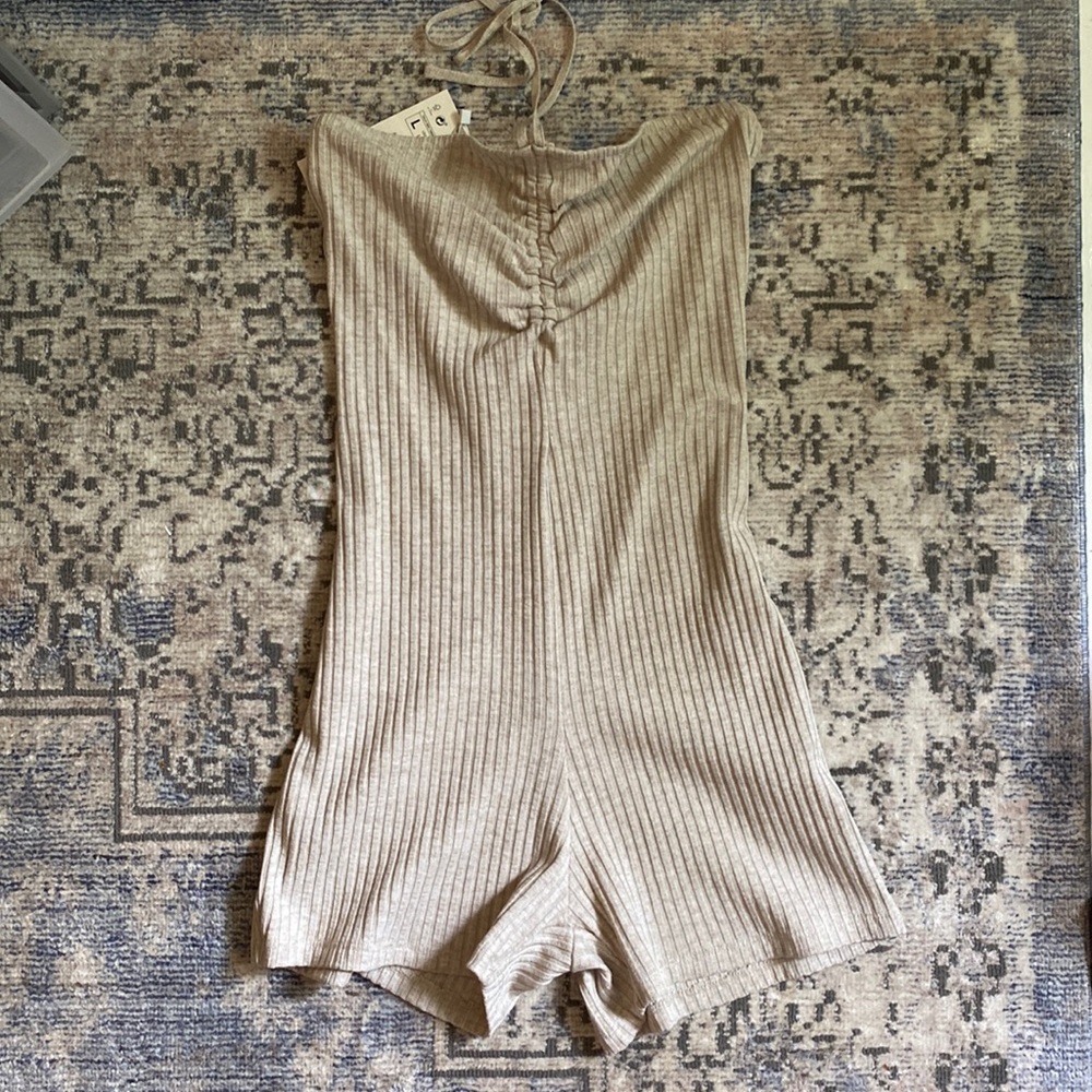 Zara Onsie - Picture 3 of 6